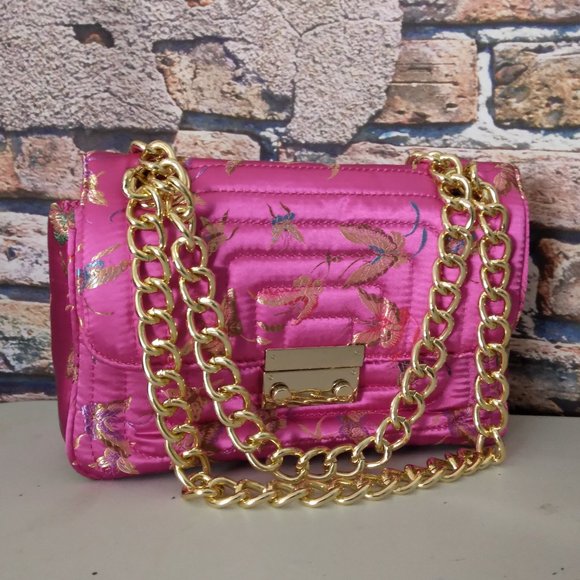 So Posh Pink Butterfly Chain Strap Crossbody Bag - Picture 2 of 9